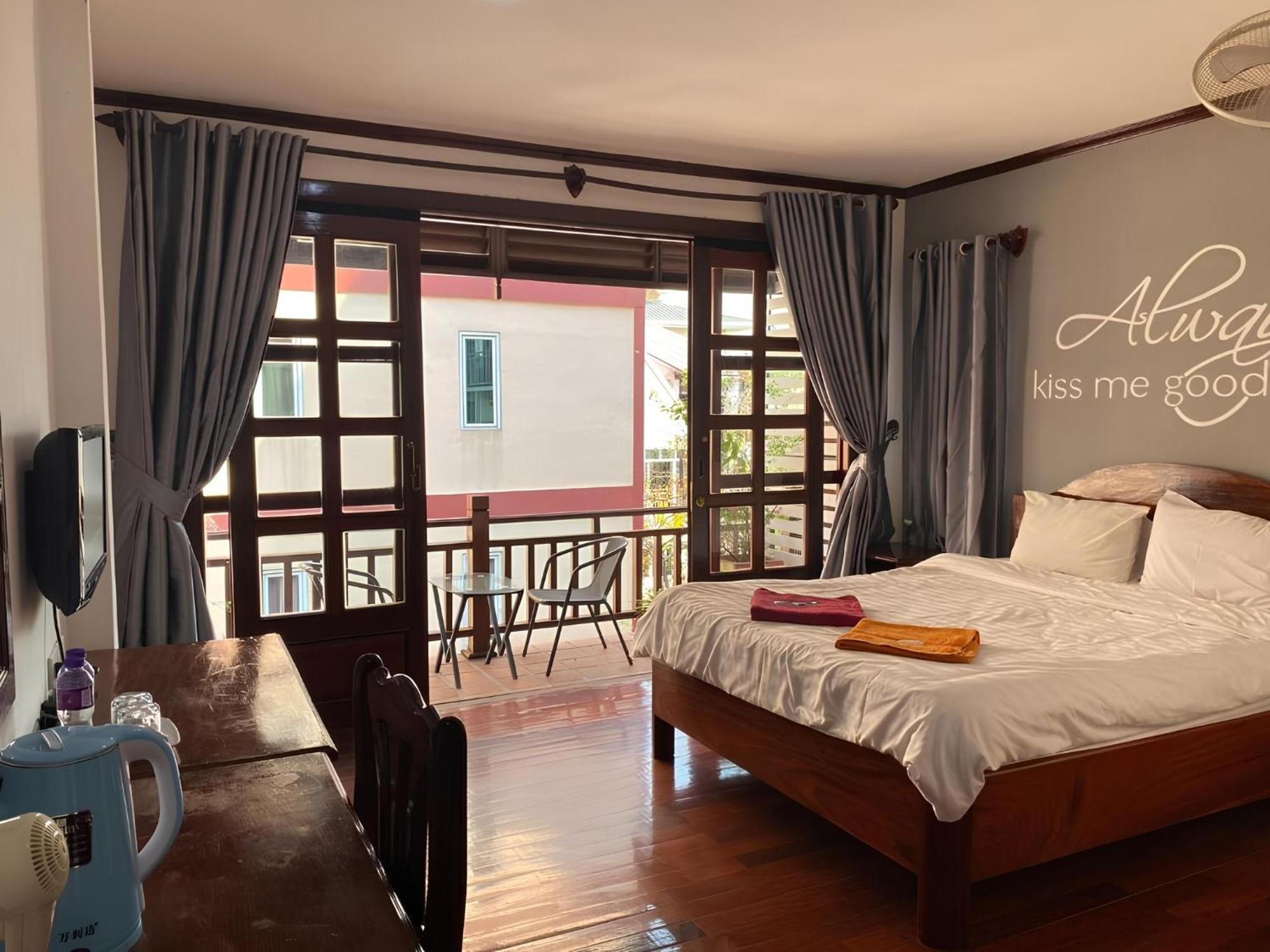 Davika Hotel В'єнтьян Екстер'єр фото